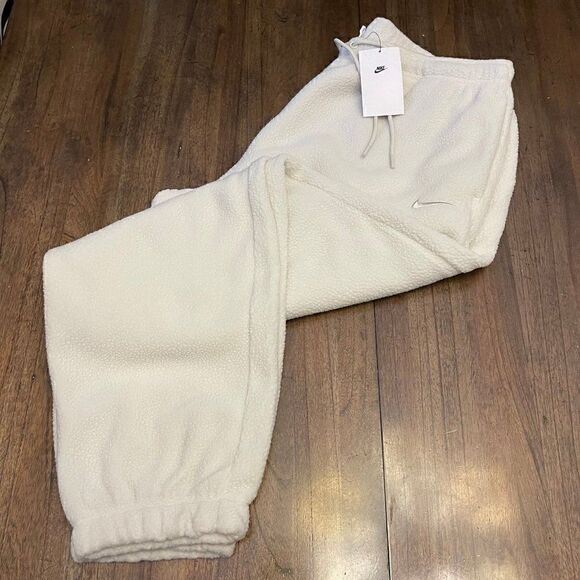 Nike Oversized Hi Rise Joggers - Picture 4 of 10